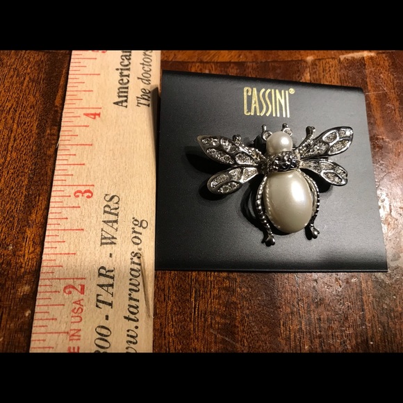Vintage passini pin silver and pearl Bee new nice - Picture 5 of 5